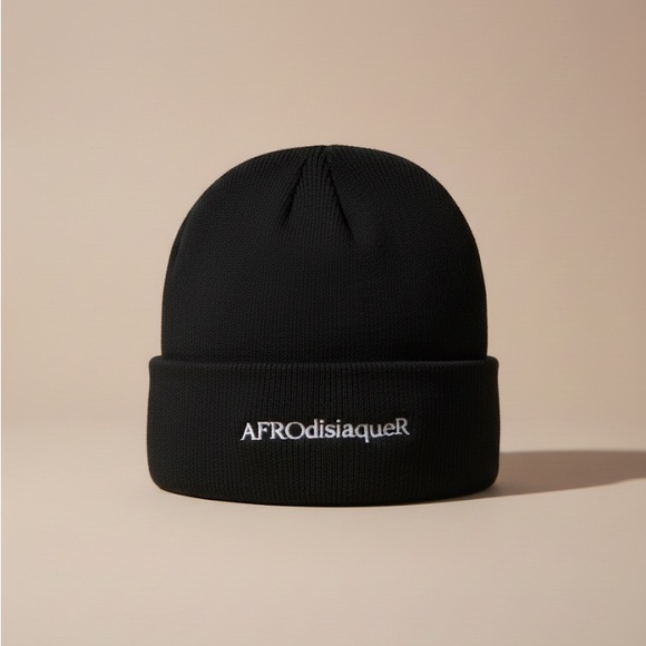 Satin-lined BEANIE - Picture 3 of 4